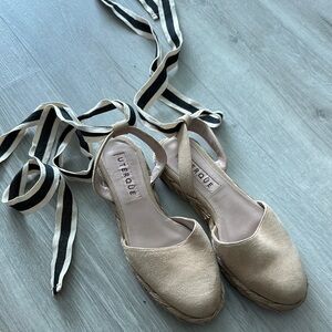 Uterque Cream Espadrille Shoes with Ankle Wrap